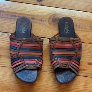 Bed|Stu Roan Sandals